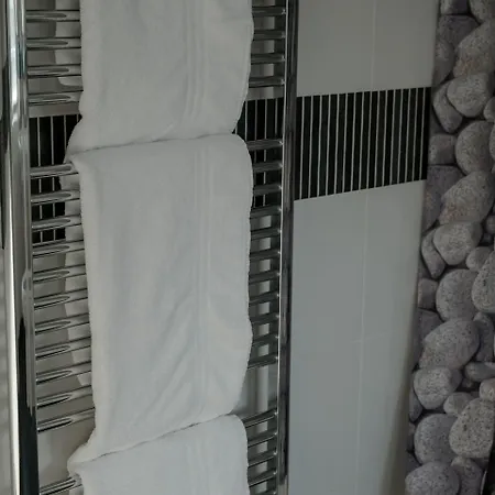 Fairway Hotel