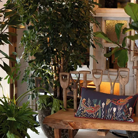 Treehouse 4* Μάντσεστερ