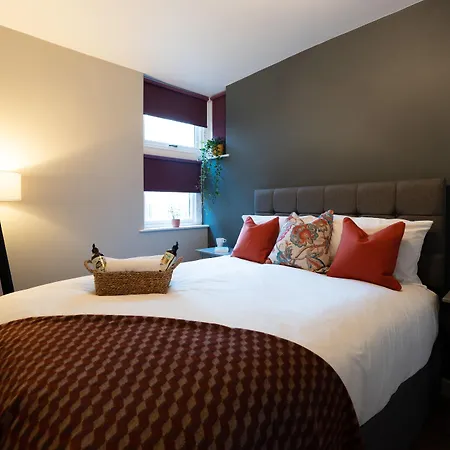 High Street Town House Aparthotel Manchester