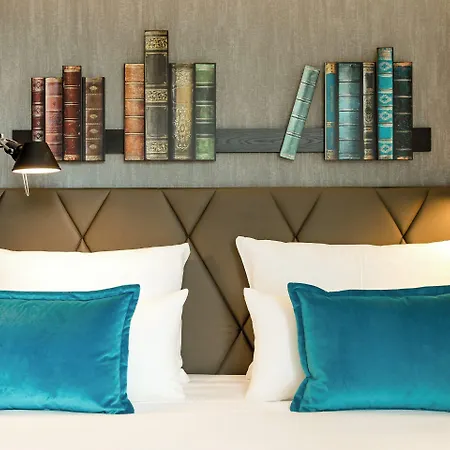 Hotel One Manchester-st. Peter's Square 3*
