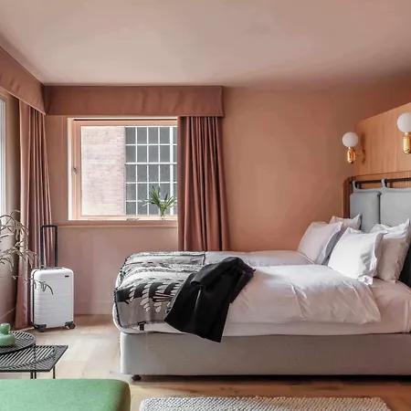 Whitworth Locke Hotel 4*