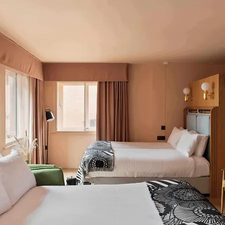 Whitworth Locke Hotel 4*