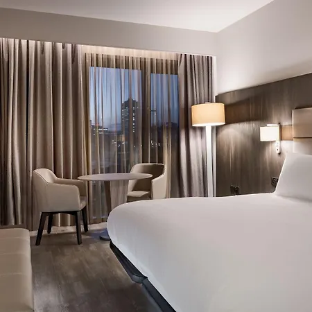 Ac By Marriott Centre 호텔 4*