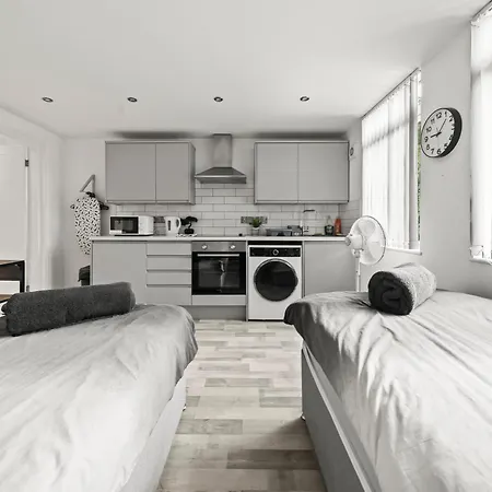Appartement 10min To - Free Parking - Private - Contractor Friendly Manchester