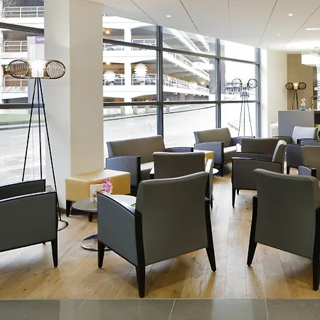 Ibis Centre Princess Street 3*