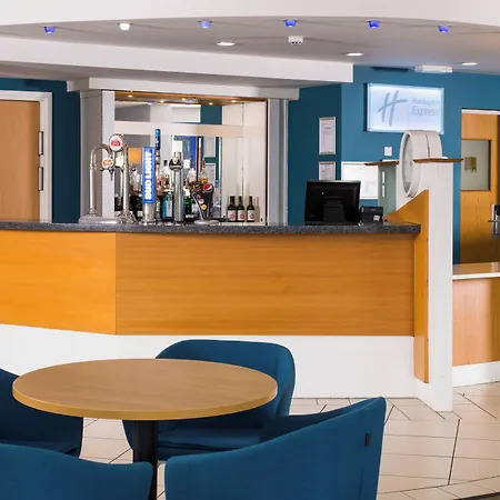 Hotel Express East By Ihg
