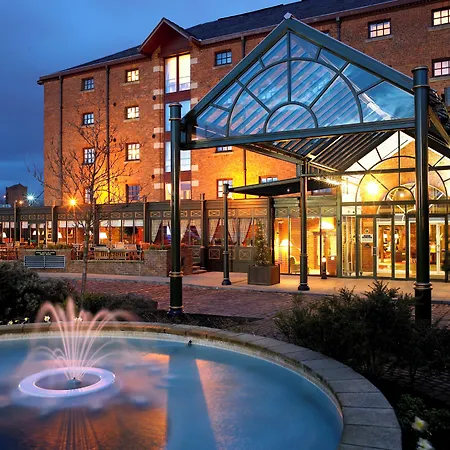 Hotel Marriott Victoria & 4*