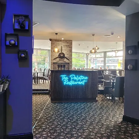 Airport Hotel 3*