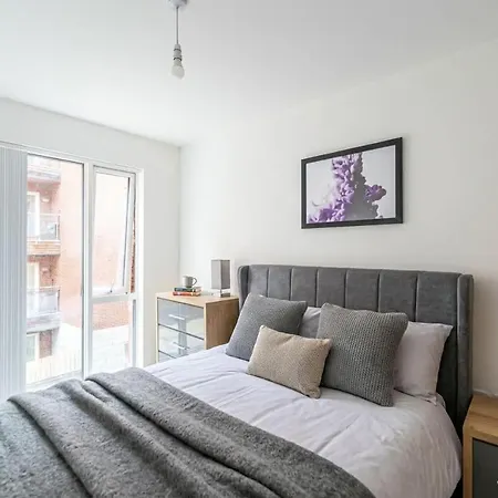 Apartamento Contemporary 2 Bed In Mánchester