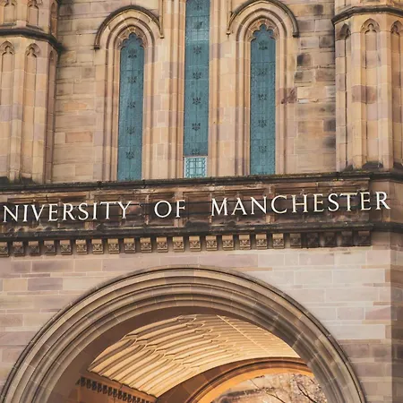 Reach - King Bed, Parking, 2 Tvs, O2 Apollo, Hospital & Oxford Road Mánchester