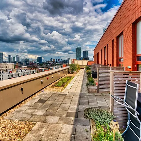 2-bed Balcony Close To Centre Apartamento *
