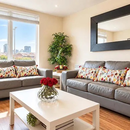 Modern 2-bed Living With Private Balcony Apartment
