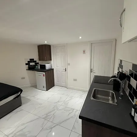 Burnside Flat * Manchester