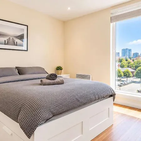 Modern 2-bed Living With Private Balcony Apartment