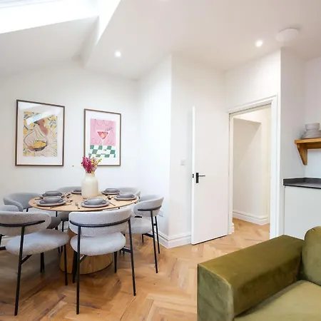 The Heim Apartment 3*