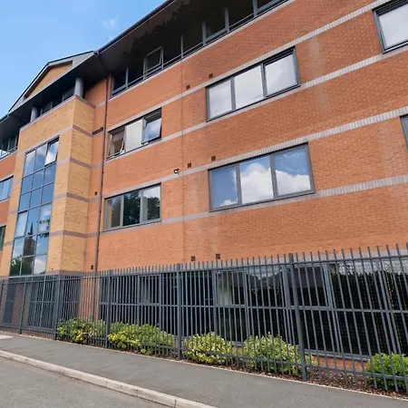 Sandringham Ground Floor Dbl Bed & Parking * Mánchester