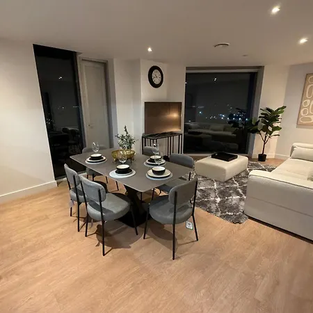 Modern In Apartamento *