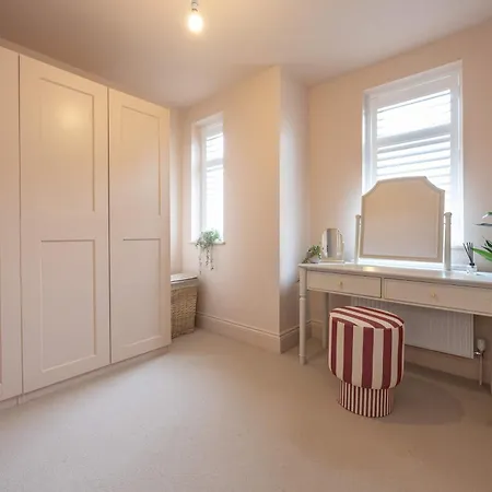Luxury 3 Bed Altrincham Parking Metrolink Сasa de vacaciones *