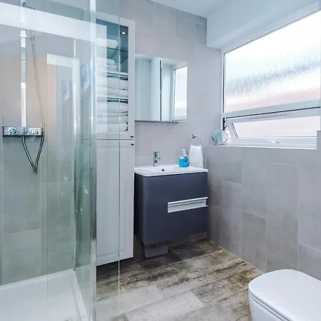 Pensión Luxury Double Room, Salford, Near Uni And Hospital Mánchester