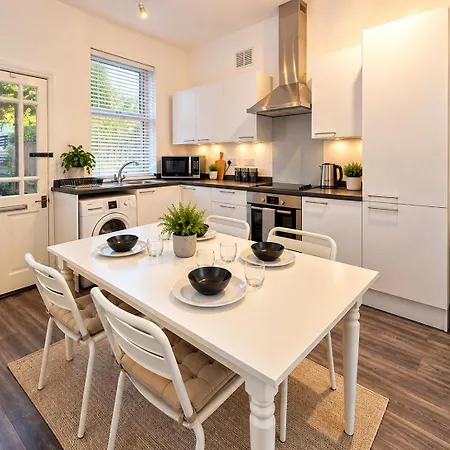 Cosy Sleeps 7 Close To Centre Mánchester