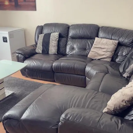 Pensión Comfortable Double Bedroom In Near Centre Mánchester