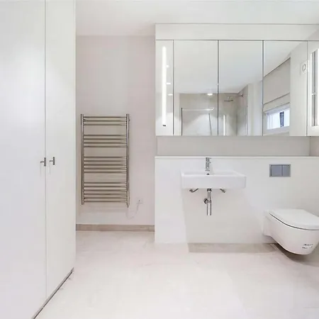 M3-2bq The Deansgate Retreat Manchester
