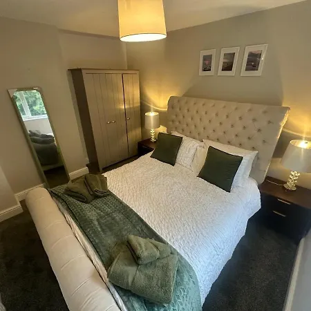 Jackies Nest * Mánchester