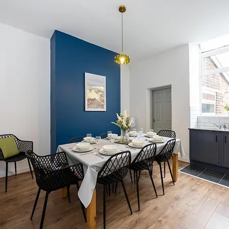 Modern 6br House With Free Parking Сasa de vacaciones