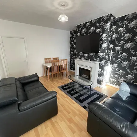 3-bedroom In Trafford With Free Parking * Mánchester