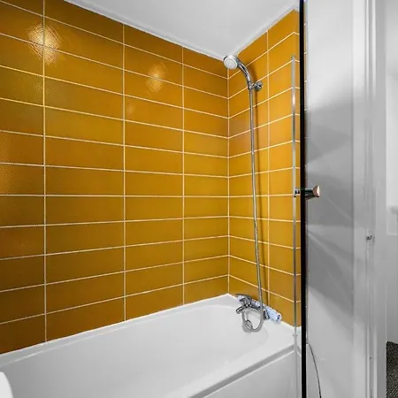2-bed In Parking & Wi-fi *