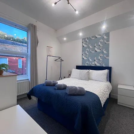 Luxe 3 Bed In *