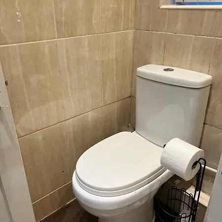 Stylish 2 Bed In Centre Fast Wi-fi Holiday home Manchester
