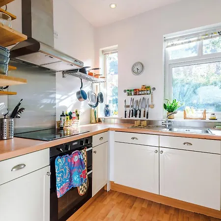 Gorgeous 3bdr Townhouse Perfect For Families Manchester