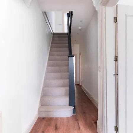Spacious 6br Perfect For Families & Big Group *