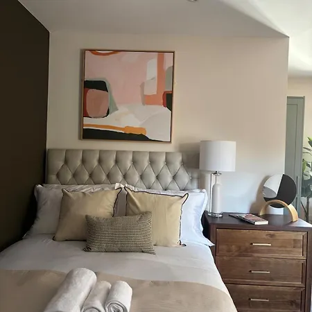 Modern In Sale Wi-fi & Self Check-in