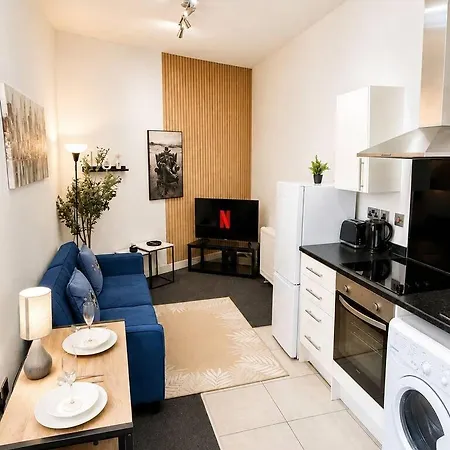 Luxury 1br • Free Parking • Access