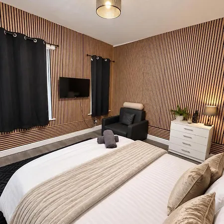 The Luxe Hot Tub House Apartamento *