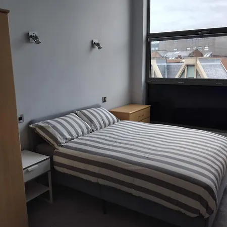 2 Bedroom