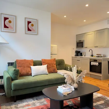 Apartment Chic Exposed-brick 1br - Centre - Gym