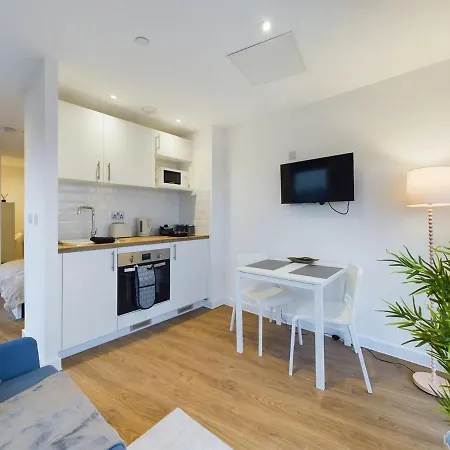 Perfect For Working Away W Super Fast Wi-fi Apartamento *