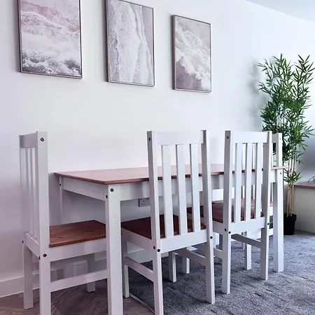 Stylish 2-bedroom In Salford * Mánchester