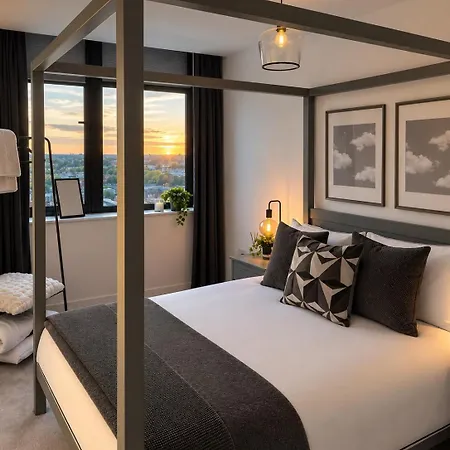New! Floor - Old Trafford Views & Parking * Manchester