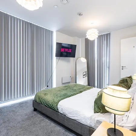 Boutique 2-bed Retreat - Ao Arena & Victoria Stn Manchester