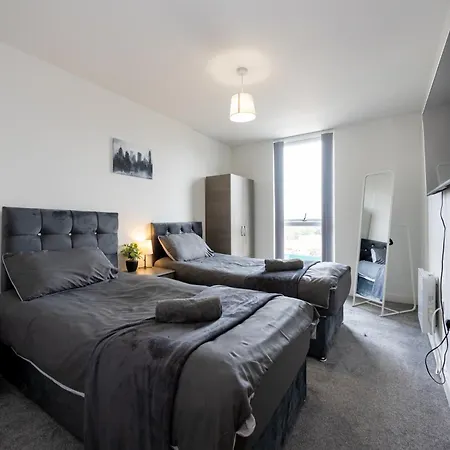Spacious 3-bed Centre Pool Table * Mánchester