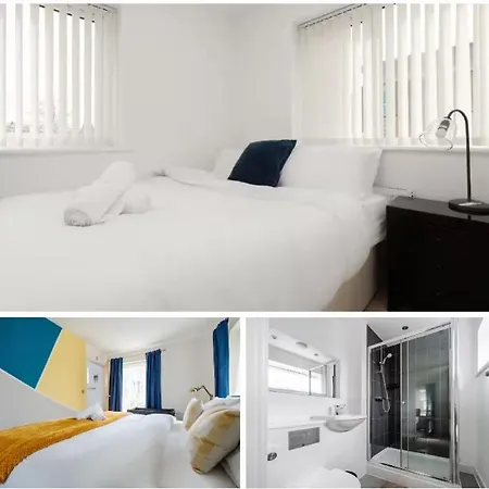Etihad Coop Retreat 4br, Cinema & Pool Table Apartamento *