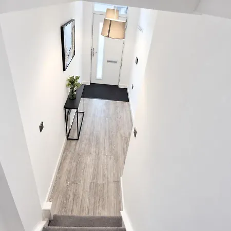 Apartamento 2br Salford Haven With Balcony In Greater *