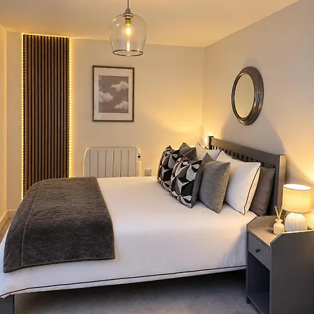 New! Floor - Old Trafford Views & Parking Manchester