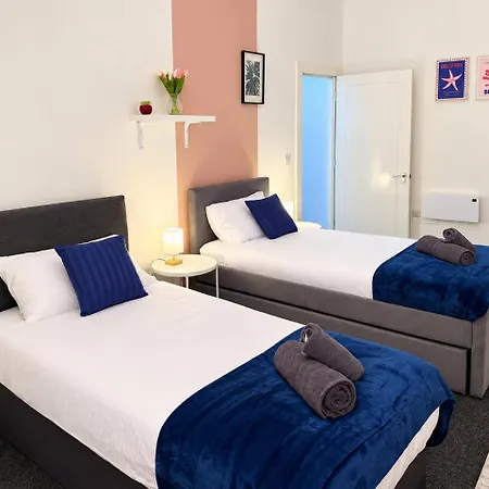 Premium 2br • Free Parking • Access *
