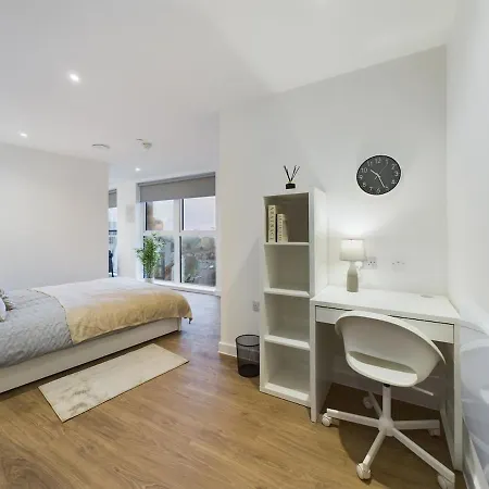 Perfect For Working Away W Super Fast Wi-fi Apartamento *