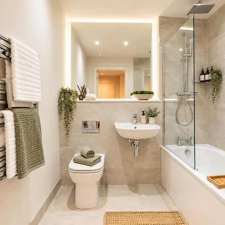 Noire Residences *